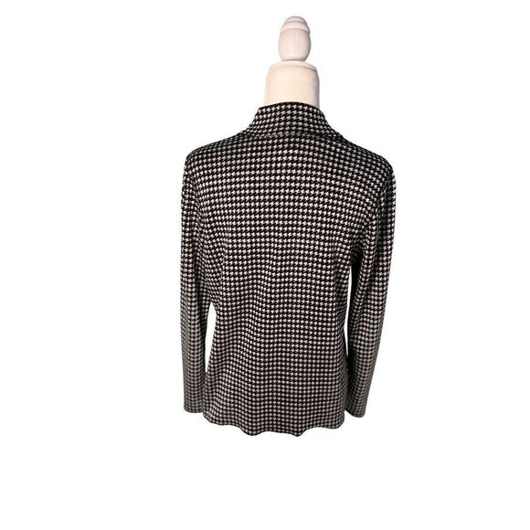 Chico’s herringbone patterned top - Picture 4 of 7